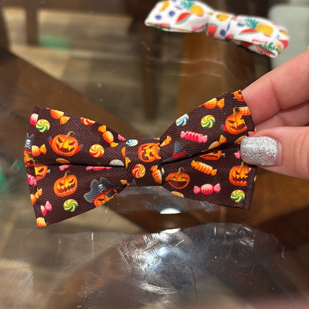 Dog or cat bow tie - Picture 2 of 3